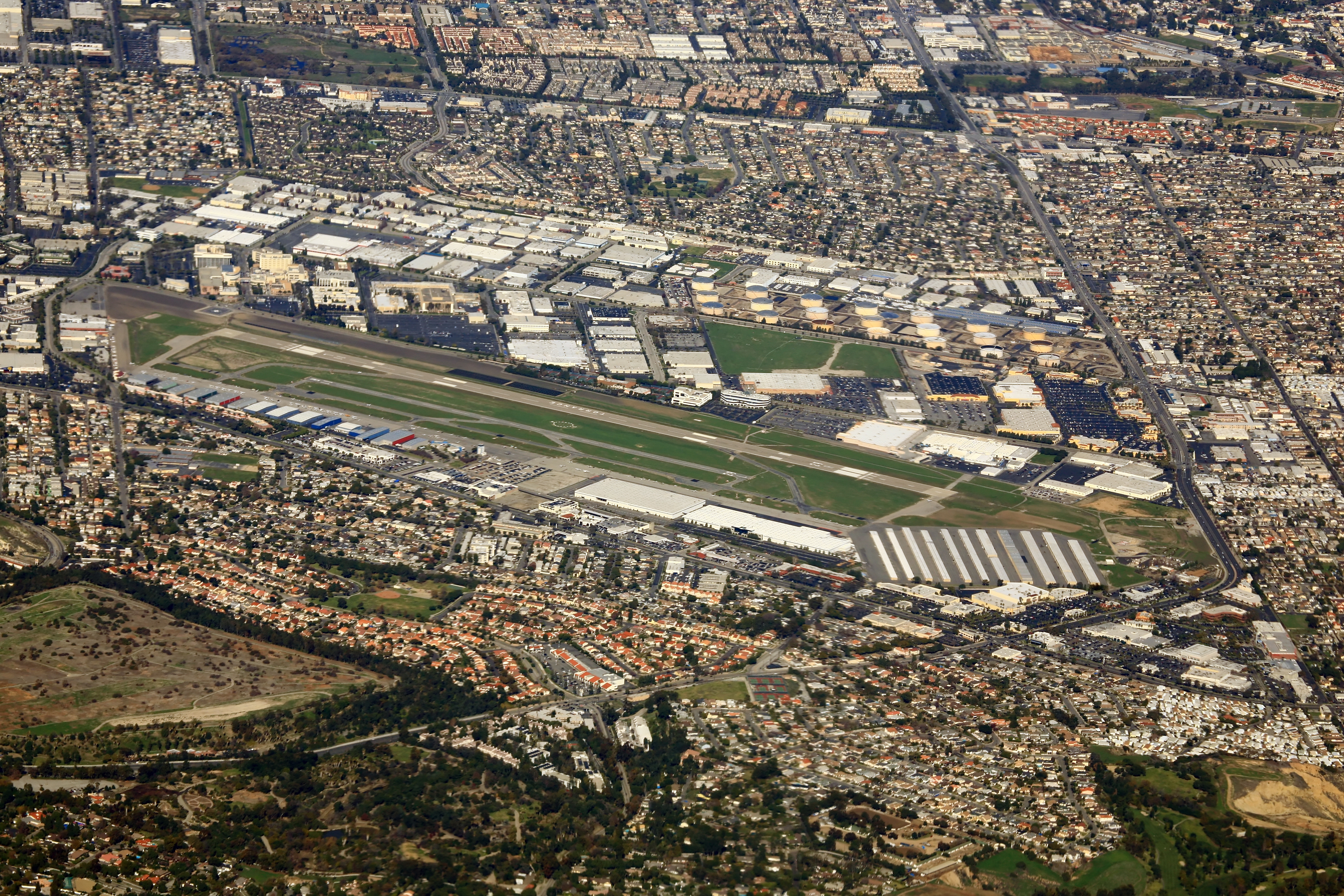 Zamporni airport