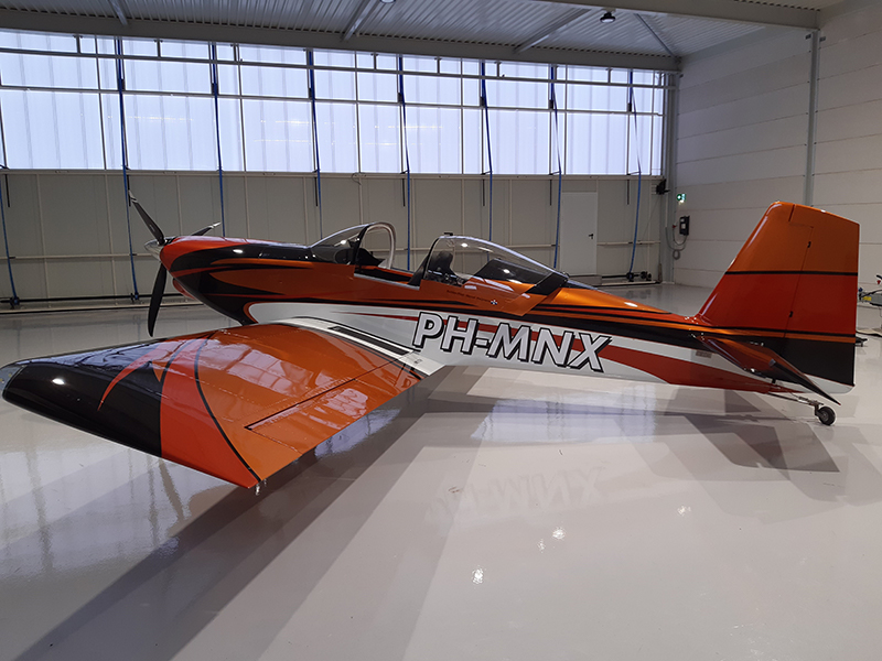 PH-MNX